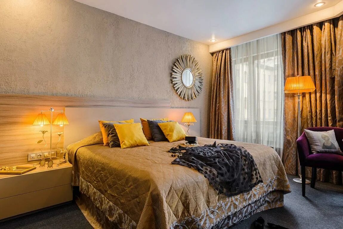 Карамазов отель санкт-петербург официальный. Отель в питере братья карамазовы. Петербург отель братья карамазовы. Питер братья карамазовы гостиница. Братья карамазовы гостиница.