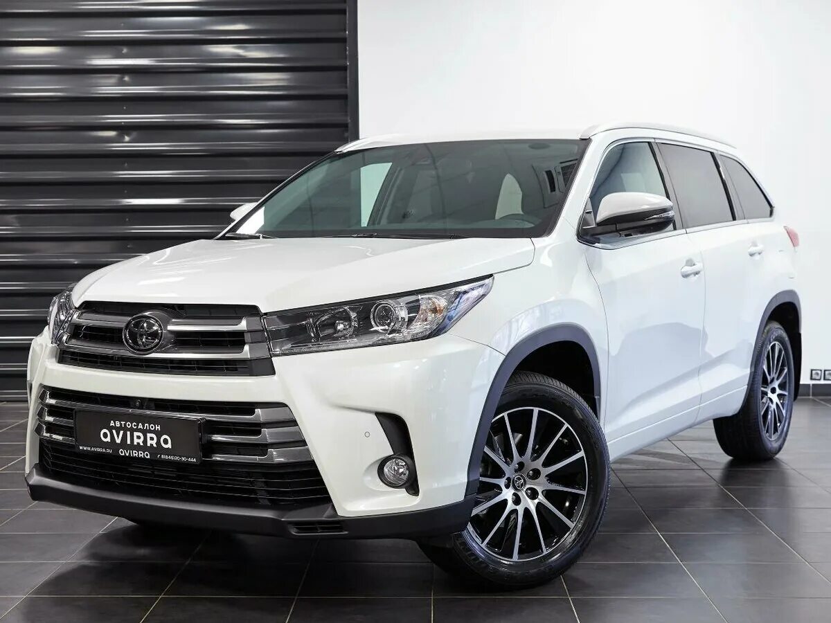 Купить тойоту хайлендер новую. Тойота хайлендер 2020. Toyota Highlander III (u50) 2020. Тойота хайлендер 2020 белый. Тойота хайлендер u50 Рестайлинг.