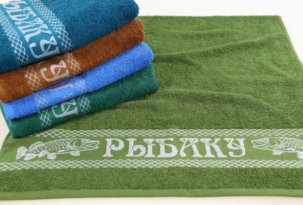 Махровые полотенца спб. Полотенце. Махровое полотенце с логотипом. Банное полотенце. Полотенце банное махровое.
