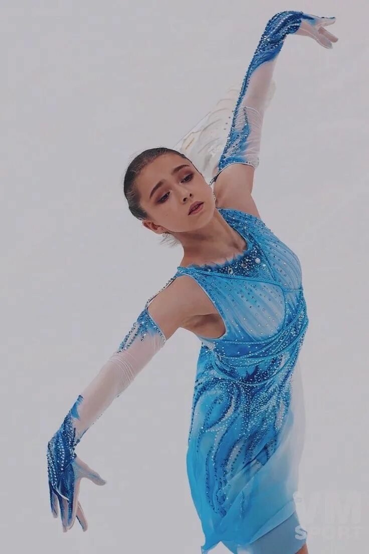 Камила ва. Камила валиева фигурное катание. камила валиева шторм. камила валиева 2025.