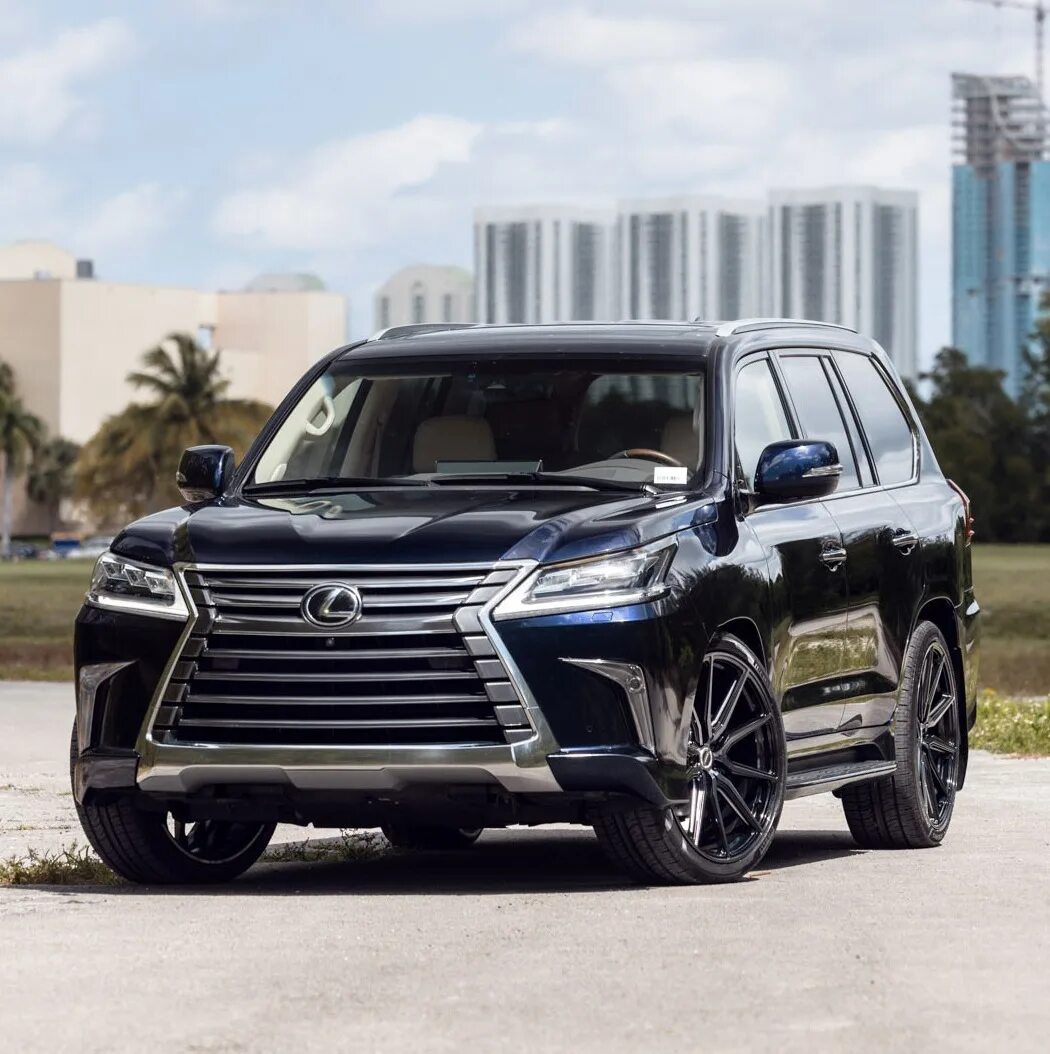 Купить lexus lx 570. Lexus LX 570. Лексус ЛХ 570. Лексус LX 570 2022. Джип Лексус 570 2022.