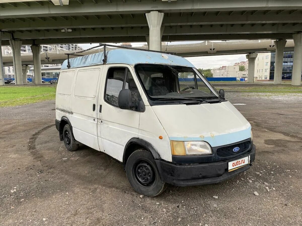 Продам транзит. Ford Transit 1998. Диски Форд Транзит 1998. Купить белый Форд Транзит 1998. Агрессивный дизайн Форд Транзит 1998.