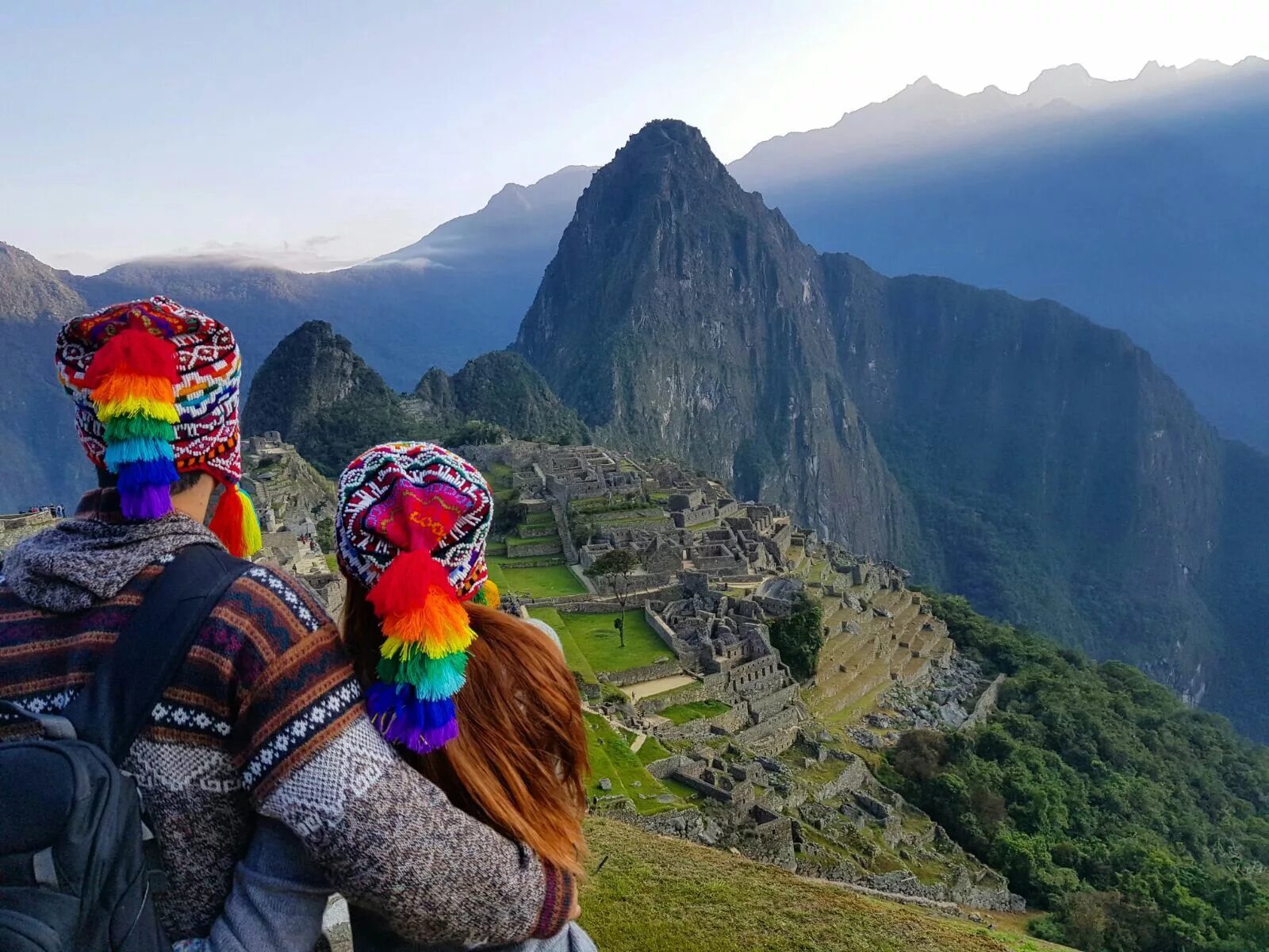 Туристы Куско Перу. Machu Picchu. Куско Южная Америка. Куско в Андах.