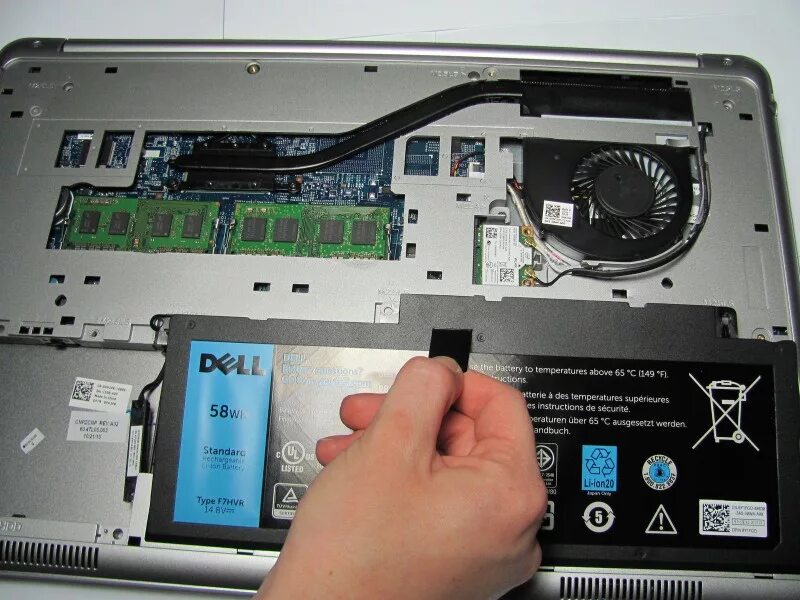 Dell Inspiron 7537. Dell Inspiron 7537 Оперативная память. Dell Inspiron 15 Battery. Inspiron 5490 dell нижняя крышка.