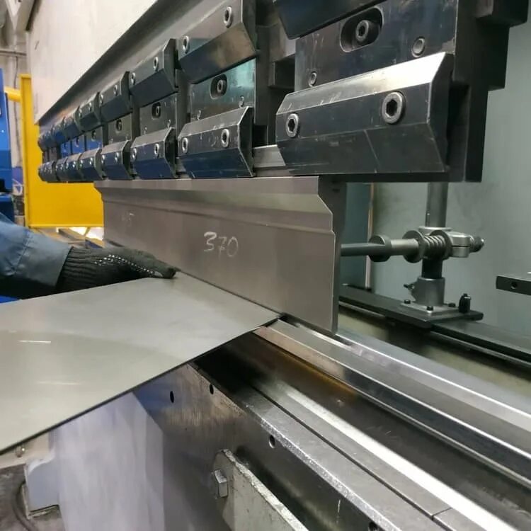 Фигурная обработка дерева. Н д резка. Станок лазерной резки металла slt 20-220x700/fh. Чпу станок 1325. Плазменная резка sbpc 3200-125.