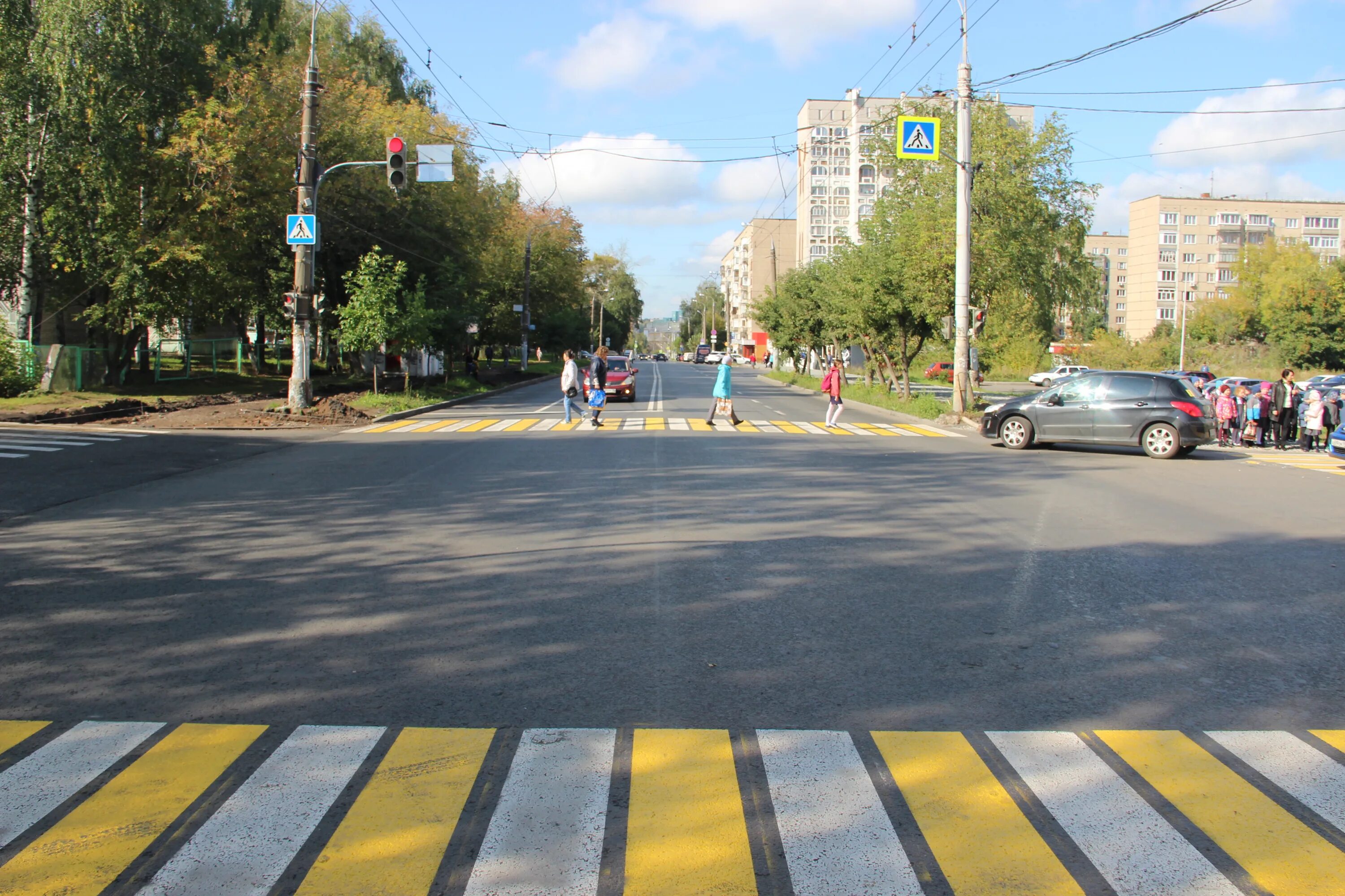 улица гагарина дом туриста дорога омск. мкр майский тамбов. новое машезеро дорога зимняя. дорога с тротуаром. дорога улица маян.