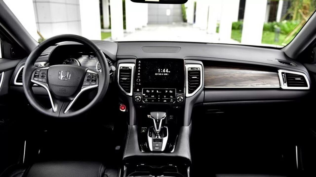 Хонда ur v. Хонда URV 2020. Honda Avancier 2019. Honda ur-v 2020. Honda URV 2023.