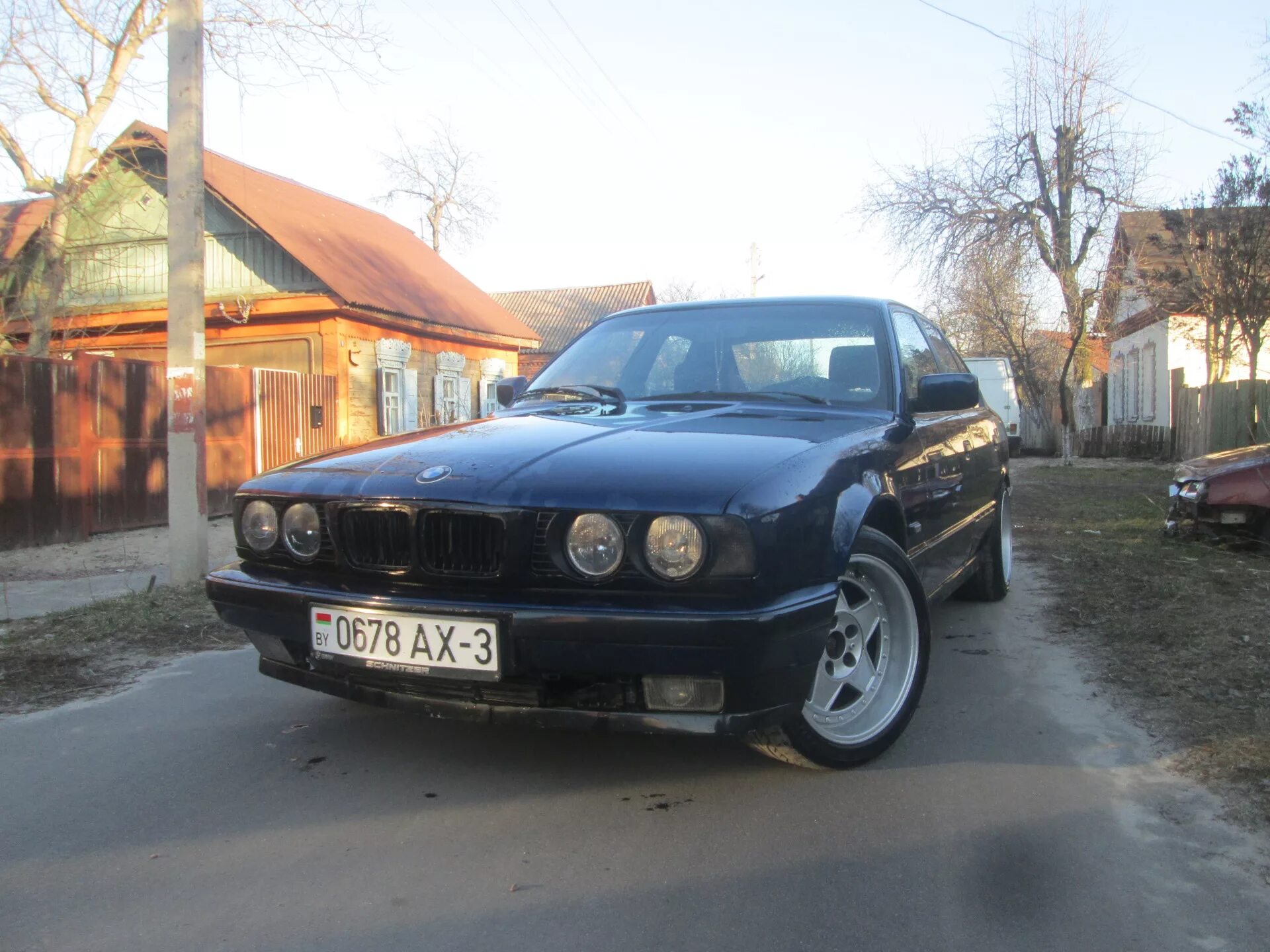 Е34 узкая. BMW e34 морда. BMW e34 широкая морда. BMW e34 узкая морда. BMW e34 ноздри.