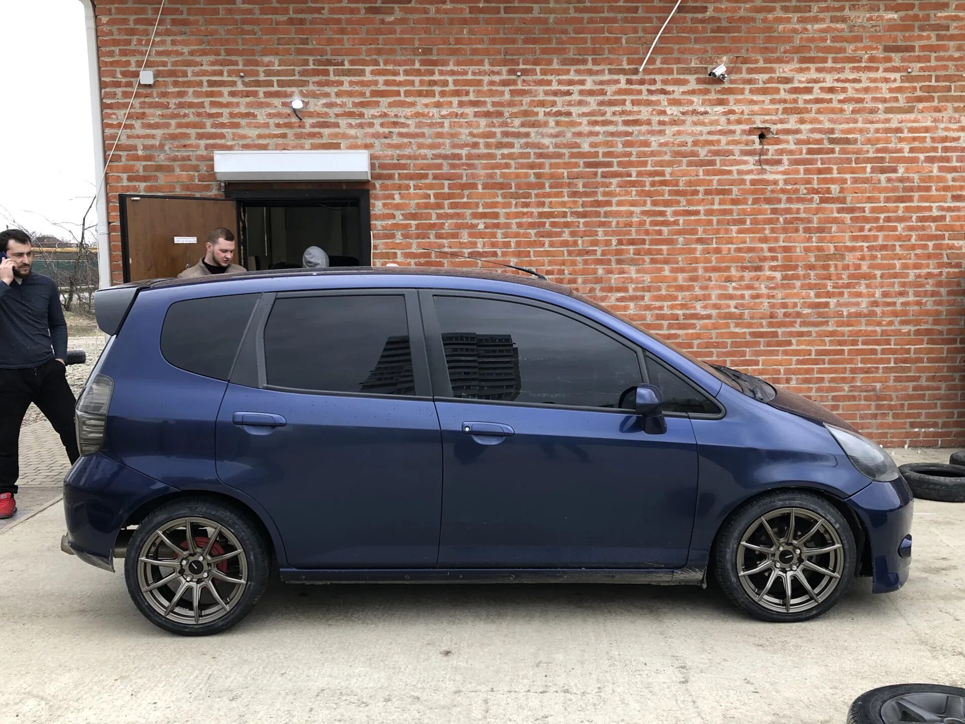 Так сказать на фит. Honda Fit r16. Honda Fit 2 r16. Honda Fit GD r16. Honda Fit диски r16.