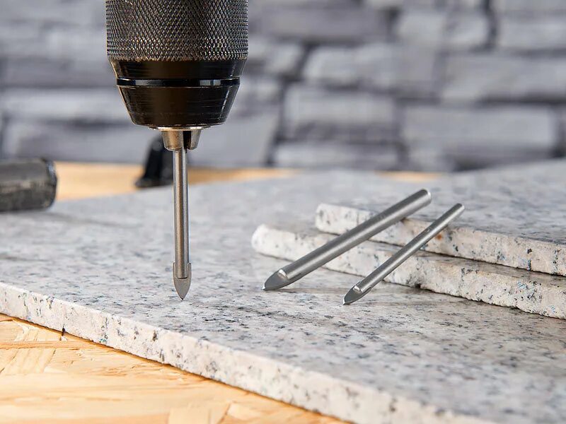 Сверление отверстий в плитке. Отверстия в кафельной плитке. Плитка сверлить сверло. Сверление отверстий в плитке. Сверление отверстий в плитке.