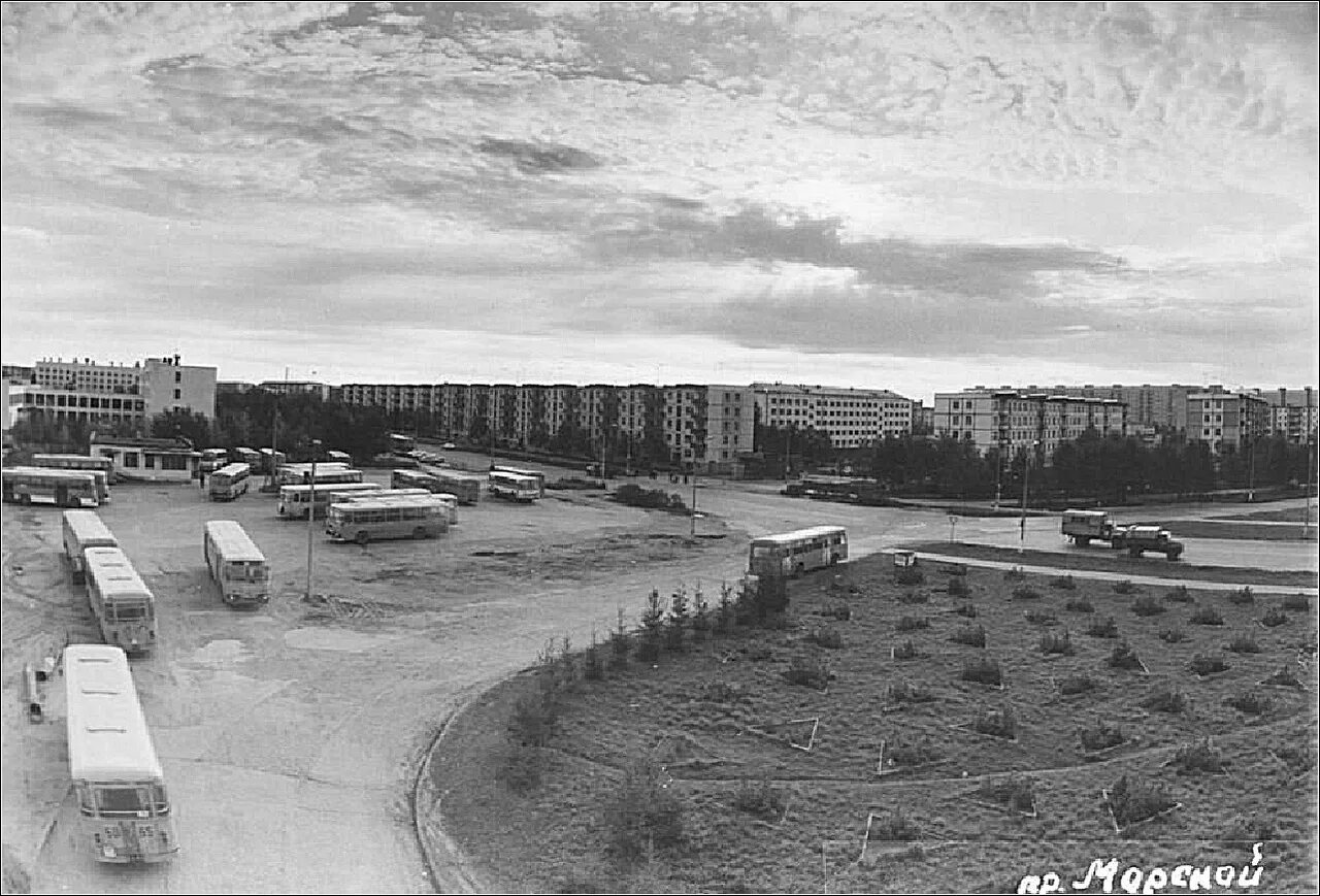 Что происходит северодвинск. Северодвинск 1970. северодвинск 1980. северодвинск 90-е. северодвинск черно белый.