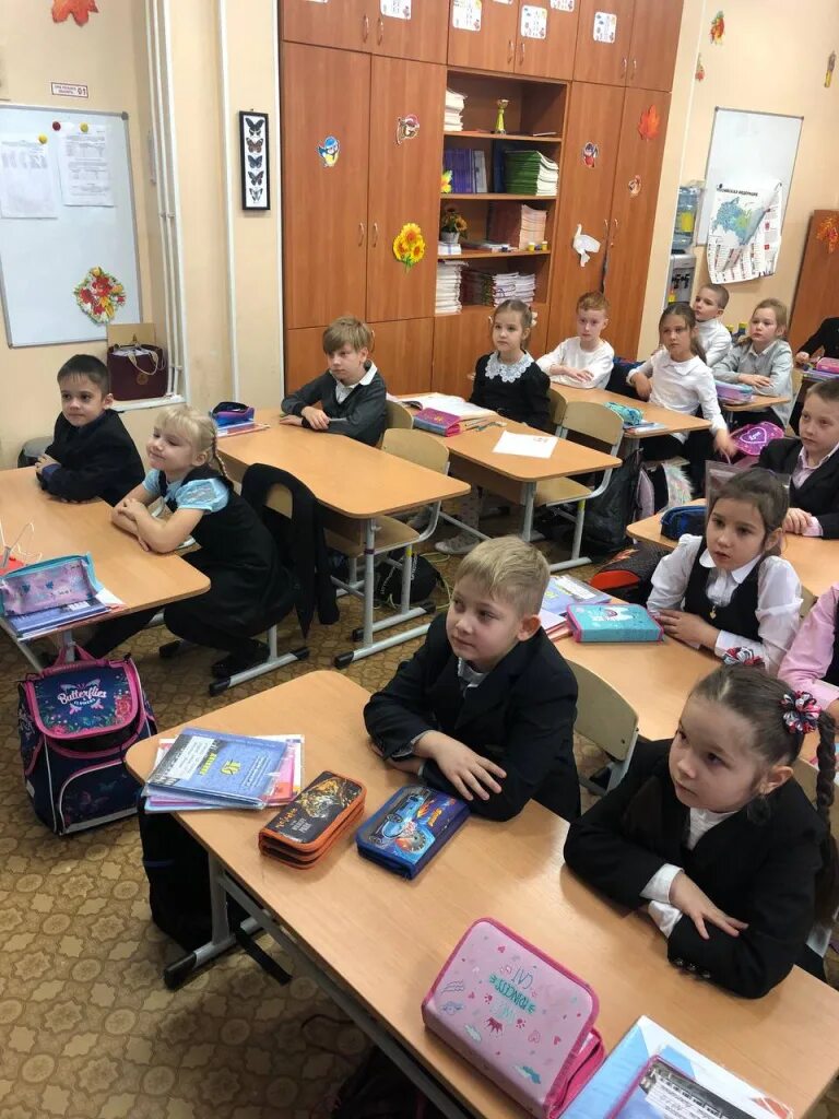 Ученик 21 века картинка. Школа 21 века. В 4 классе 21 ученик. Школа 285 красносельского района санкт-петербурга. Директор 394 школы красносельского.