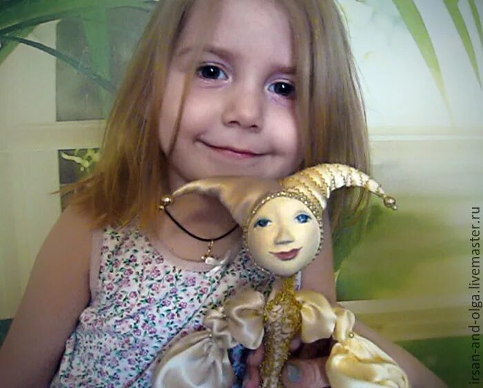 Карлуша кукла. Кукла аннабель чаки чаки. Брамс кукла 2015. Vintage circus png. Куклы арт png.