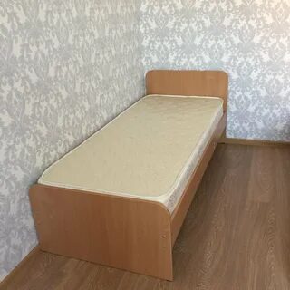 Односпальная кровать с матрасом на озоне