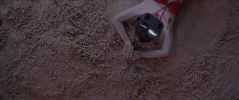 Crítica: "A Nuvem Rosa" previu a pandemia em seu (sensacional) es...