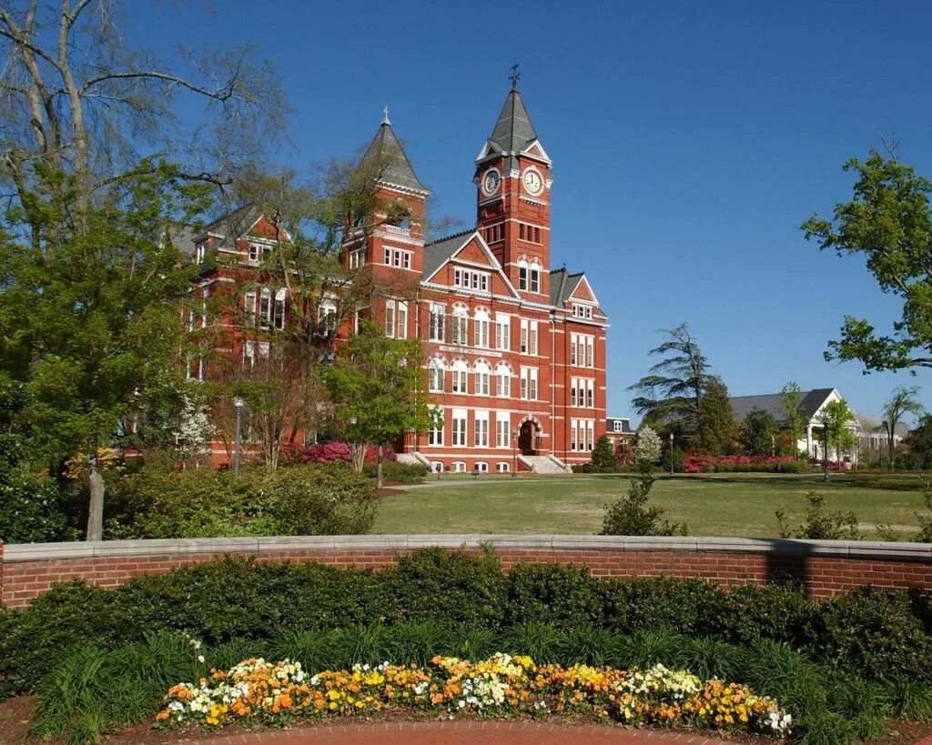 Auburn University Auburn, Alabama. Обернский университет. Алабамский университет США. Auburn University at Montgomery Alabama.