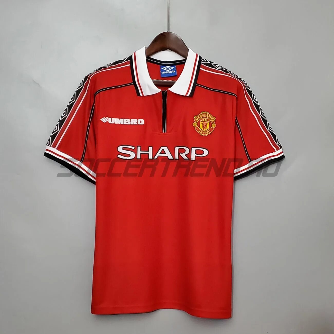 Ретро футболка Манчестер Юнайтед. Манчестер Юнайтед 1998-1999. Форма Манчестер Юнайтед 1998-1999. Форма Юнайтед Umbro Sharp.