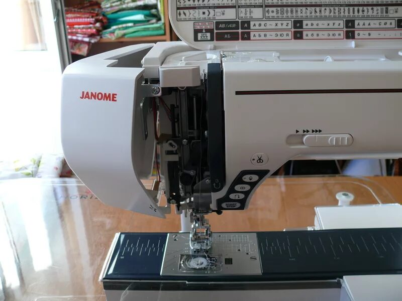 Смазка машинки janome. Машинка швейная Janome 4040. Джаноме 7600. Джаноме 7600 Швейные. Смазка швейной машины Джаноме 7600.