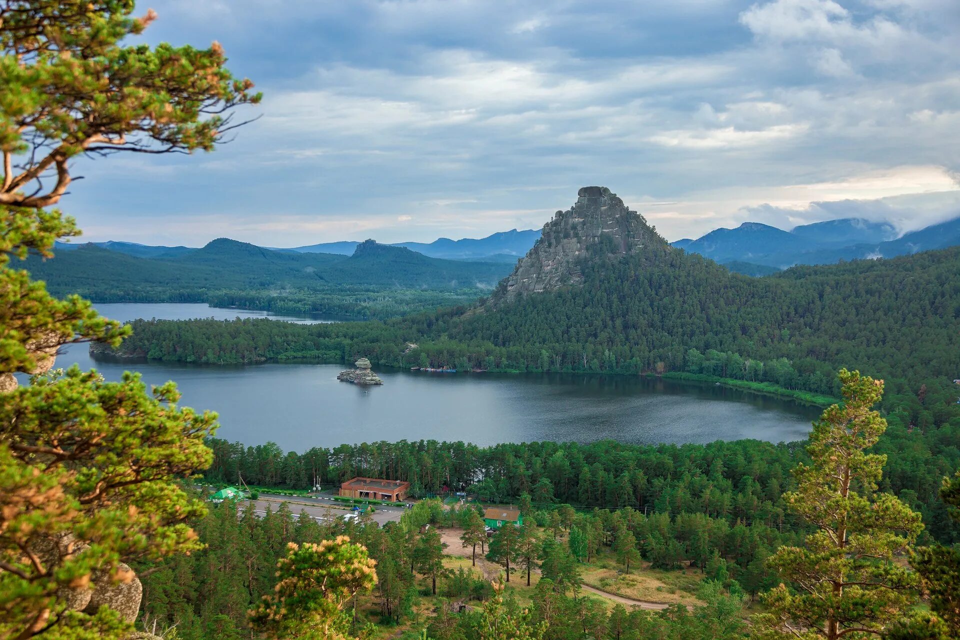 Казахская Швейцария Боровое. Курорт Боровое (Бурабай). Озеро Бурабай Казахстан. Кокшетау озеро Боровое. Казахстан туры цены