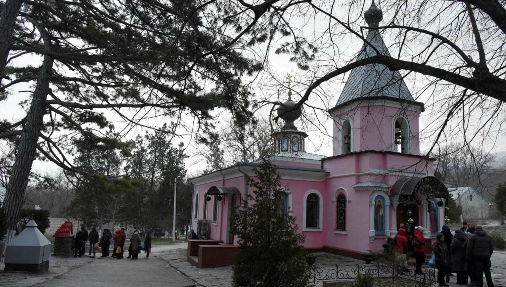 Топловский Свято-Троице Параскевиевский женский монастырь. Топловский женский монастырь Святой Параскевы в Крыму. Ялта Топловский монастырь. Топловский монастырь купели. Топловский монастырь сайт