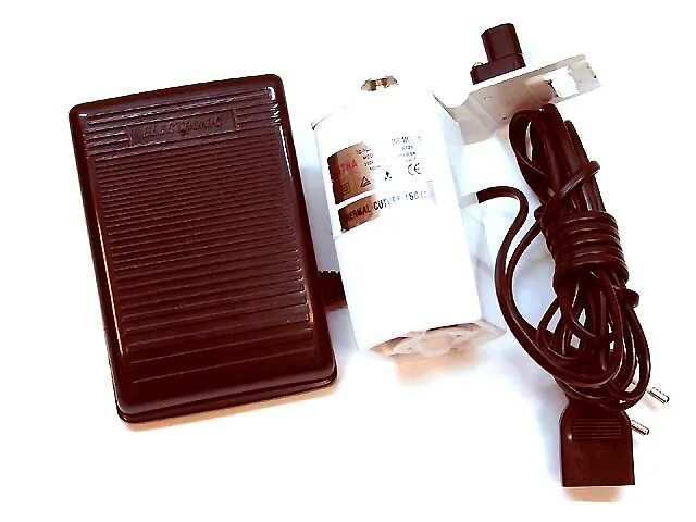 электропривод для бытовой швейной машинки fdm 90w 5500rpm. электропривод с педалью jegon hf-1528s. Fdm электропривод бшм 100w с педалью. электропривод(мотор) jegon с педалью для швейных машин 100w. привод бытовых швейных машин.