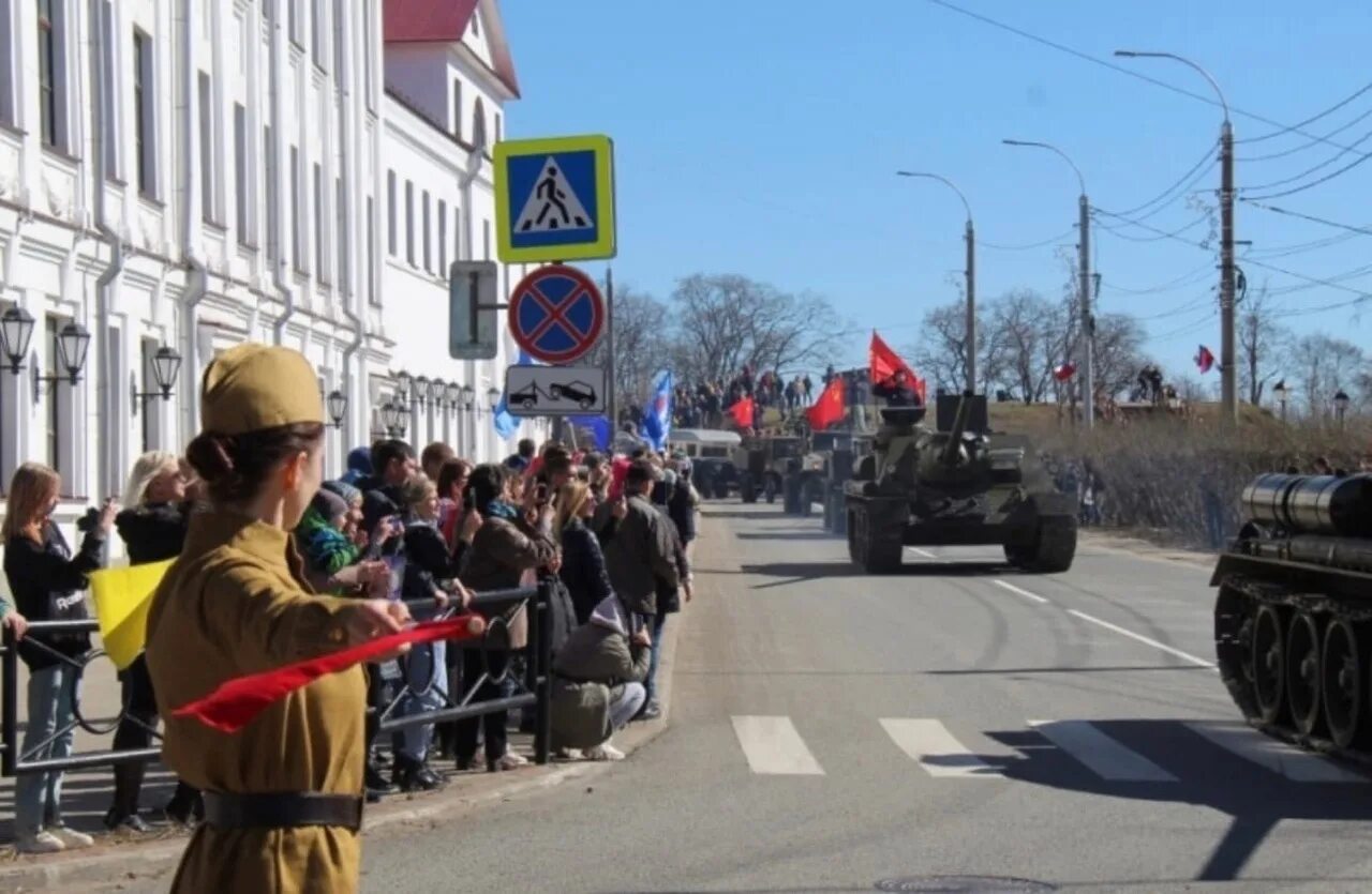 Программа празднования 9 мая архангельск 2025. Парад 9 мая архангельск. празднование дня победы. парад россии. день победы парад.
