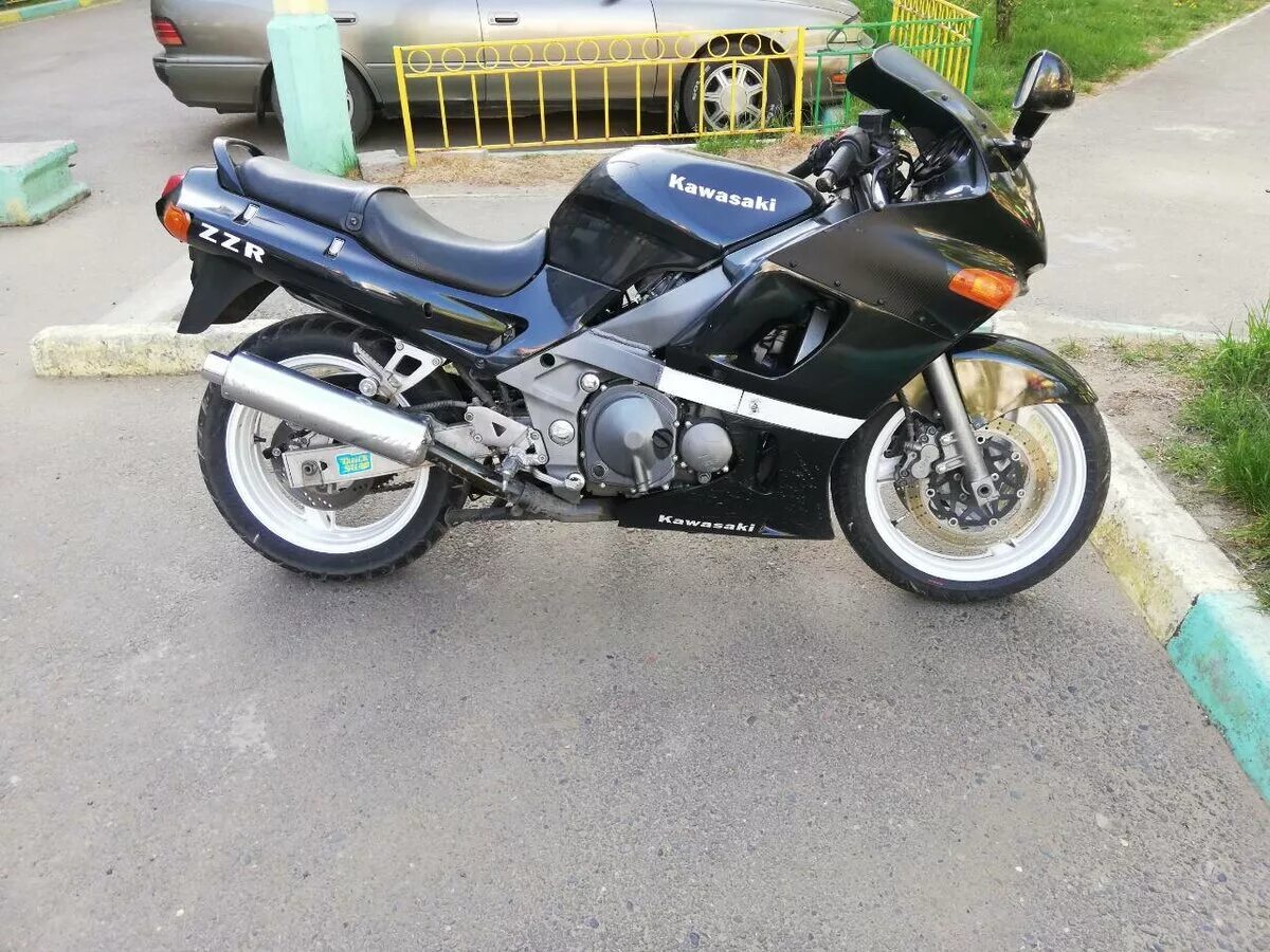 Kawasaki ZZR-400 1990. Kawasaki ZZR 400. Кавасаки ЗЗР 400. Кавасаки ZZR 400. Zzr 400 купить