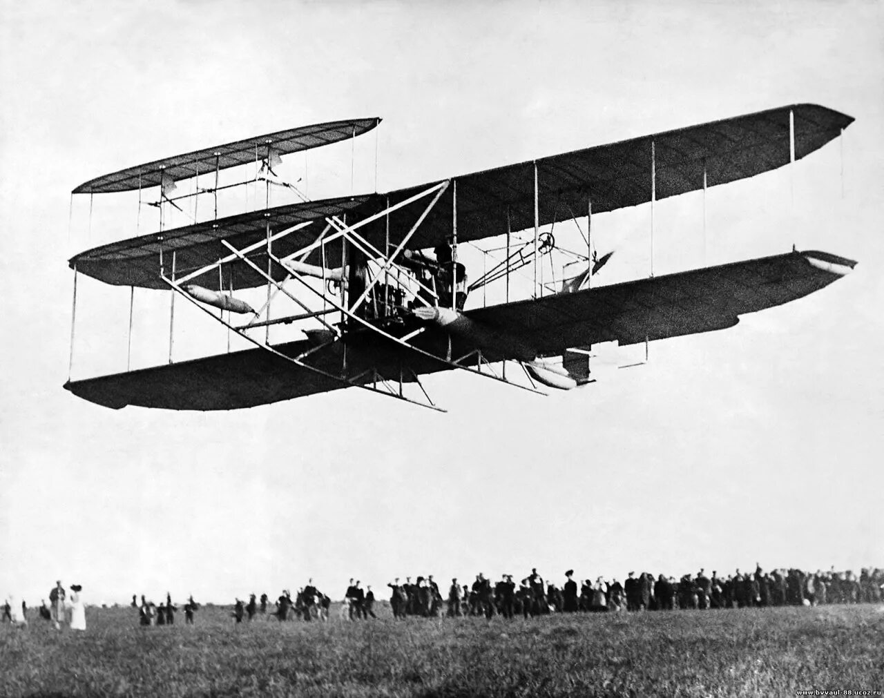 Самая массовая модель самолета в истории авиации. Аэроплан 19 века. Самолет начало 20 века. Первые самолеты 20 века. Самолеты начала 20 века.