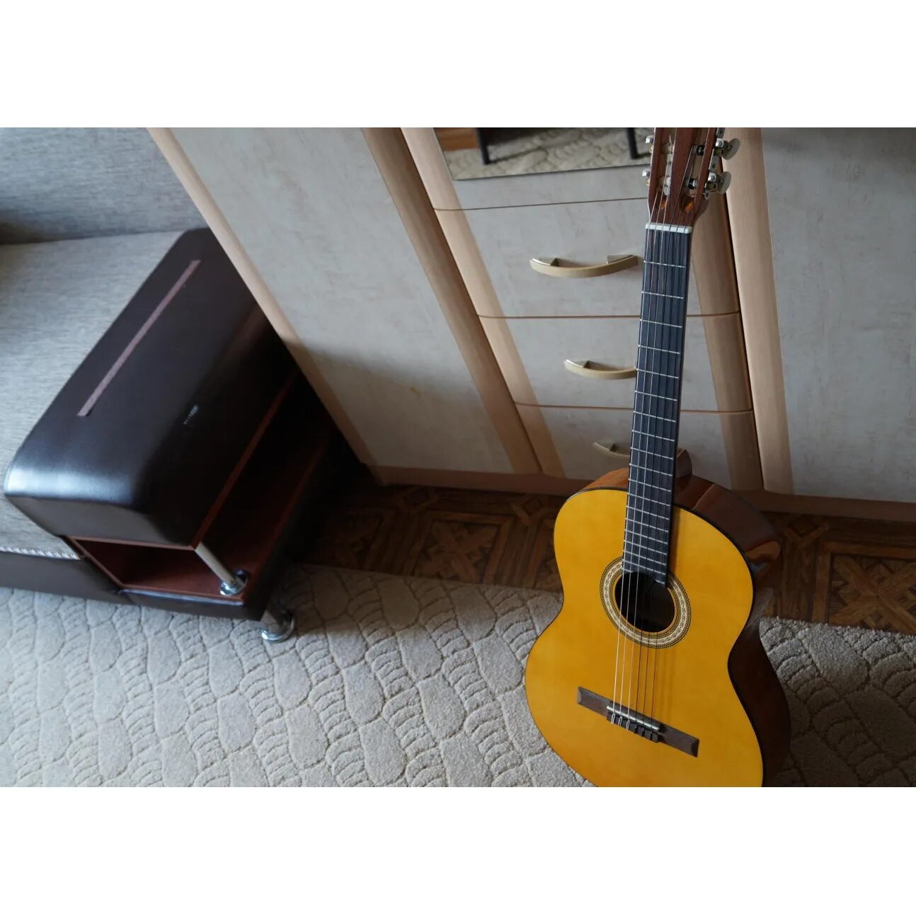 Agc 100