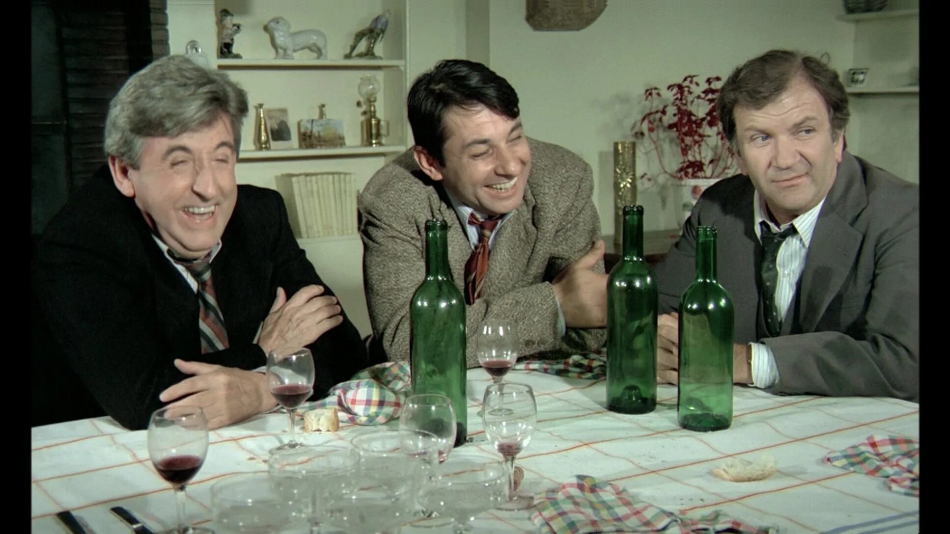 Седьмая рота. Седьмая рота при свете луны фильм 1977. никаких проблем фильм 1975. la 7ème compagnie au clair de lune 1977 постер плакат. робер ламуре бланшет в 7 роте.