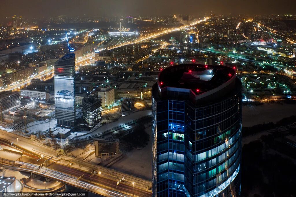 стоянка у моста багратион. сити 20 лет. москва сити 2100 год. сити 20 лет. сити 20 лет.