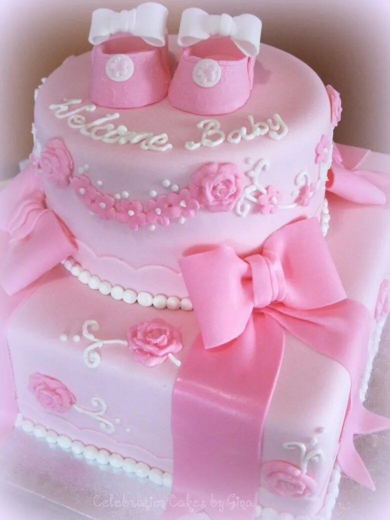 День рождения девочке новорожденной. Торт девочка. Торт на выписку для девочки. Торт для новорожденных девочек. Торт для новорожденной девочки.