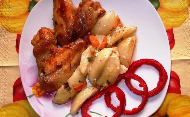 Куриные Крылышки с Картошкой в Духовке / Как Приготовить Крылышки с Картофелем -