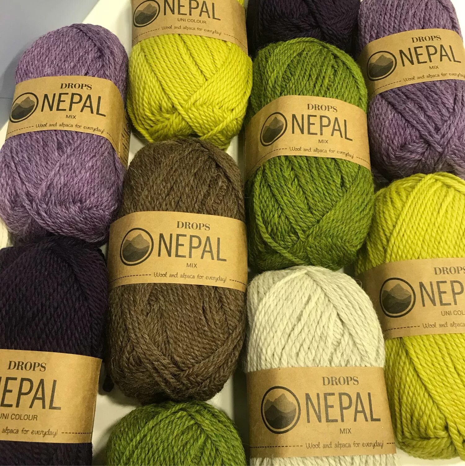 Mix drop. Drops Nepal пряжа. Пряжа Дропс Непал палитра. Дропс Непал 1709. Drops Nepal палитра пряжа Дропс.