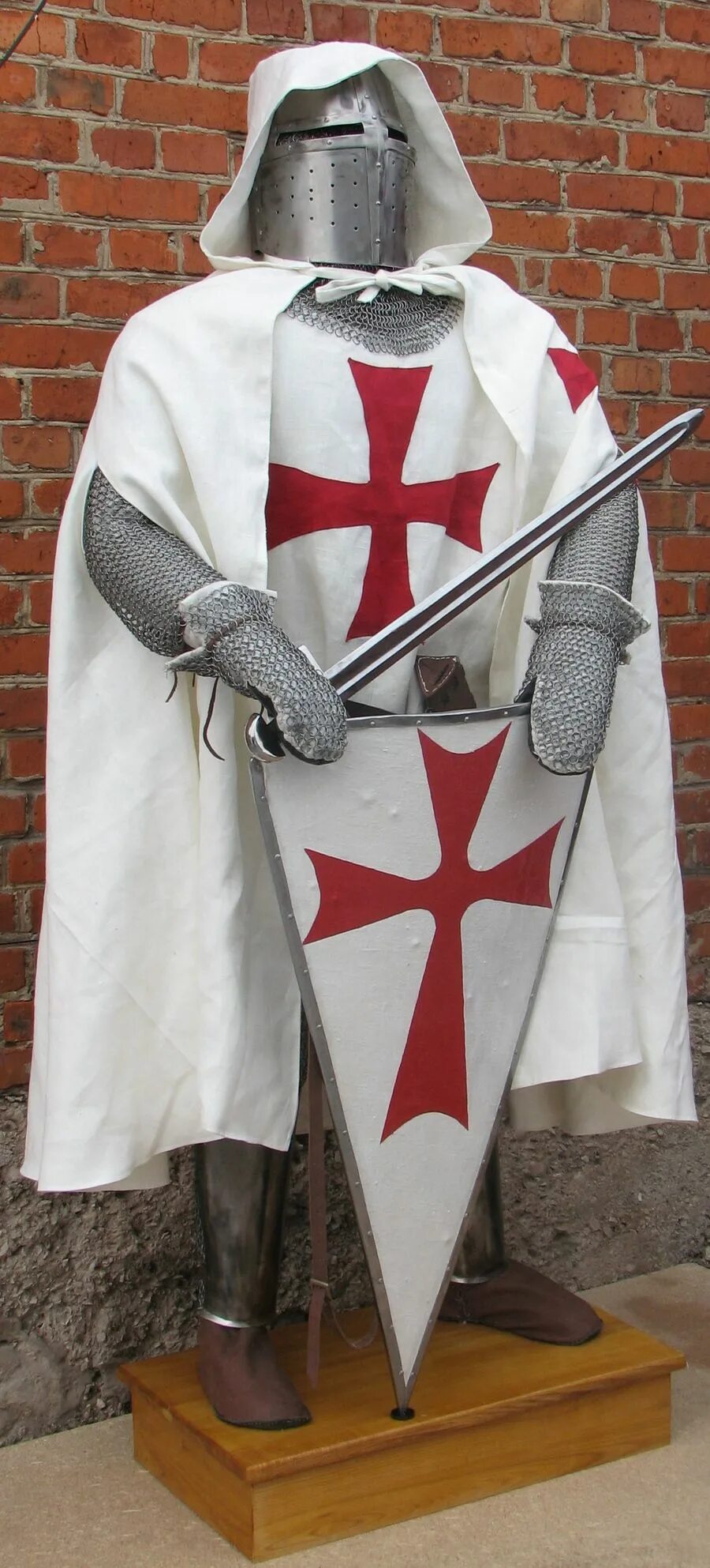 орден тамплиеров храмовников. сожжение жака де моле. музей тамплиеров. падение ордена knightfall. жак де моле великий магистр ордена тамплиеров.