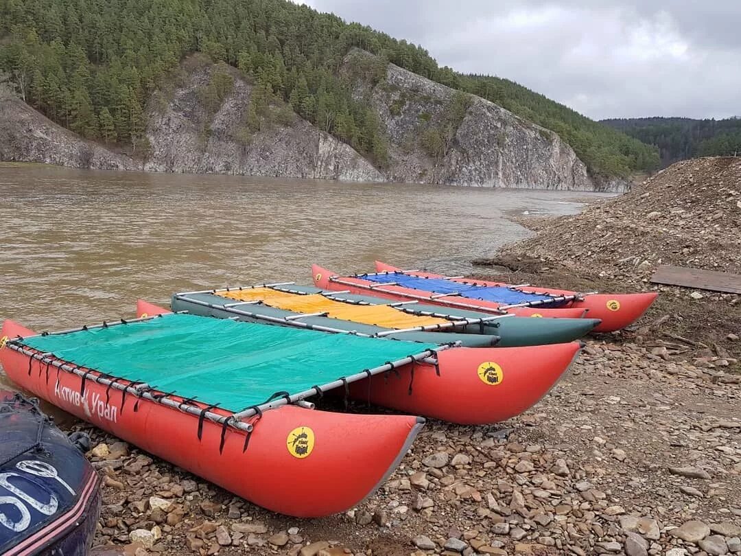 Надувной баллон. Штевневые баллоны. Баллоны для катамарана альбатрос. Катамаран «кумжа-1». Баллоны для катамарана.