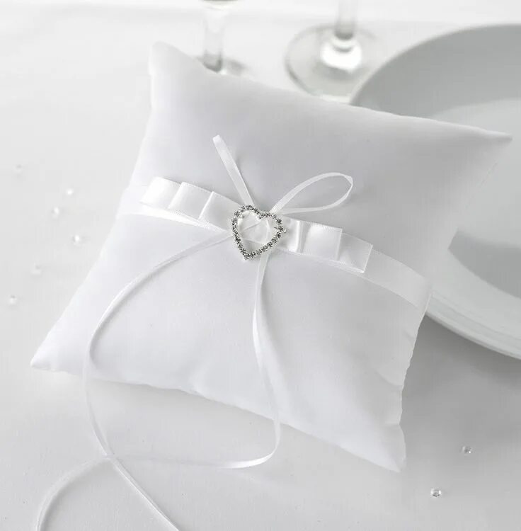 23 (564x423, 127Kb) Ring pillow wedding, Wedding cushion, Wedding ring cushion