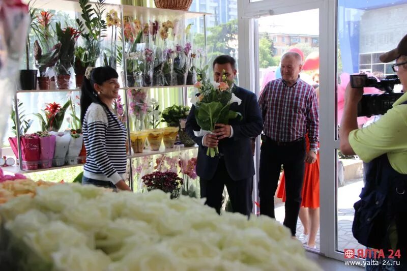 Cvetovod, flower market, Kaliningrad, Griga Street, 56 - Yandex Maps