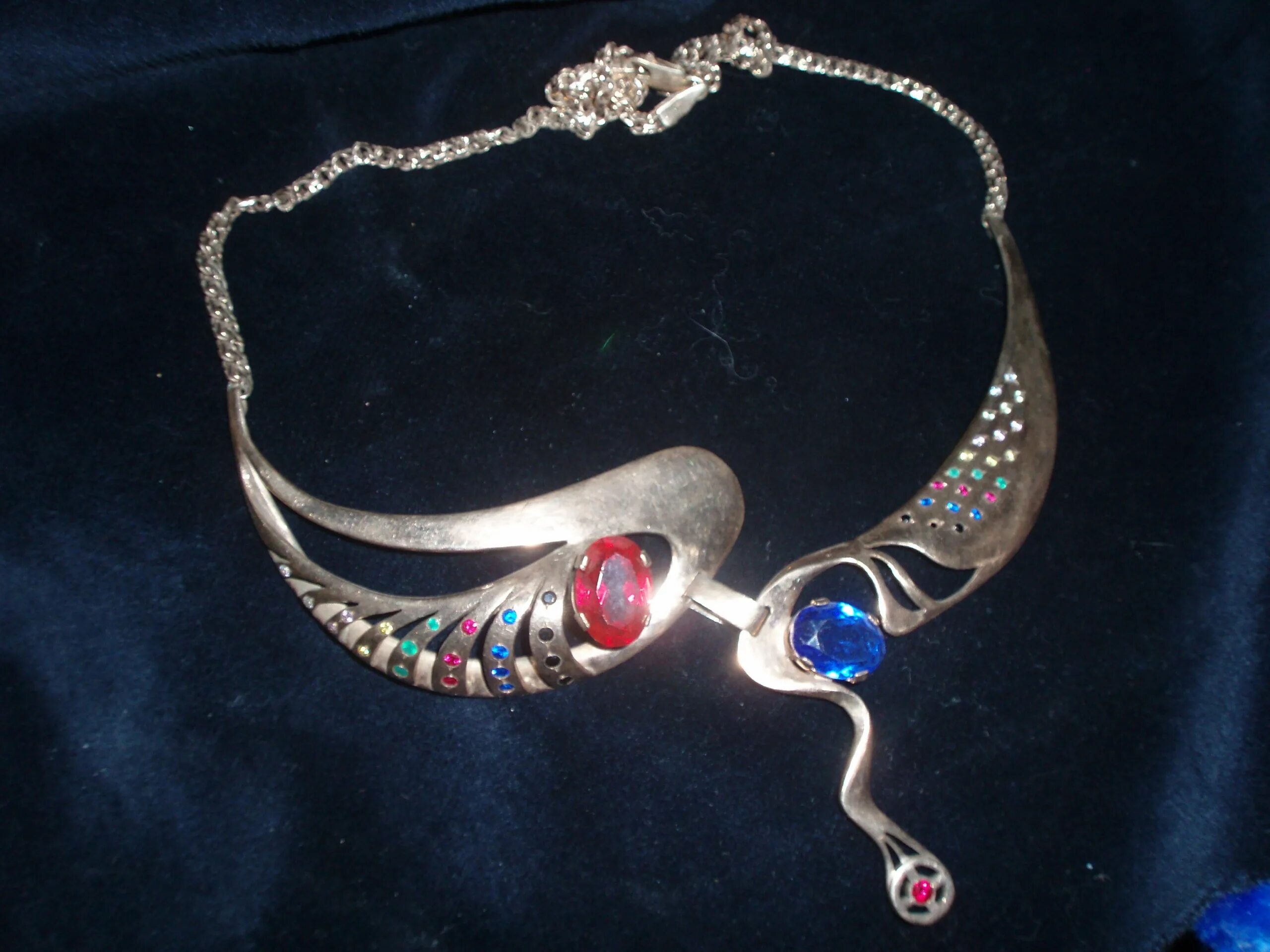 Курсы ювелиров для начинающих. Курсы ювелиров для начинающих. Курсы ювелиров для начинающих. Курсы ювелирного дела. Курсы ювелира.