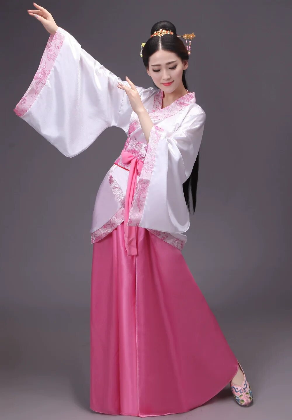 китайское ханьфу женское. национальный костюм китая. ханьфу династии чжоу. традиционная китайская одежда женская. традиционная китайская одежда ханьфу.