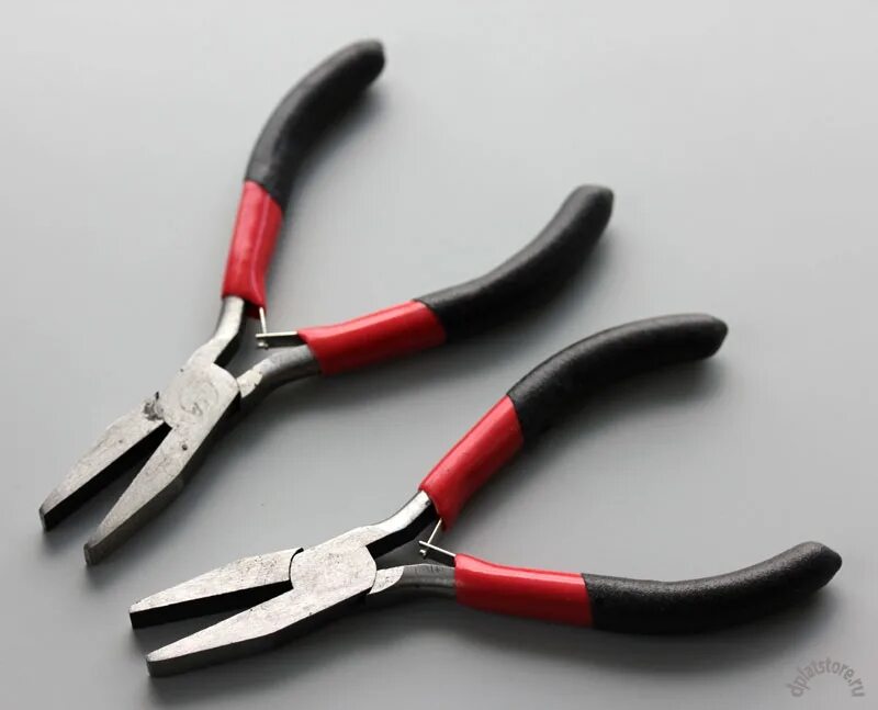 Пассатижи с широкими губками для гибки. Пассатижи с широкими губками. Пассатижи с широкими губками. Пассатижи для металла. Широкие плоскогубцы для гибки металла.