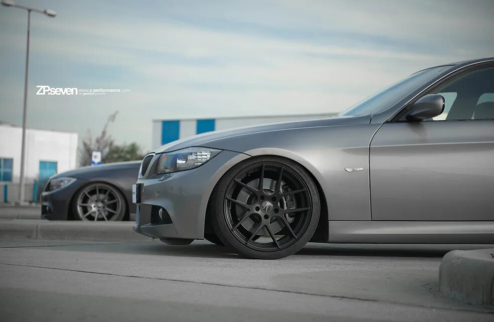 Z performance. BMW e90 z-Performance 19. BMW Z-Performance 19. Zp7 z-Performance BMW r22. Z Performance диски e39.