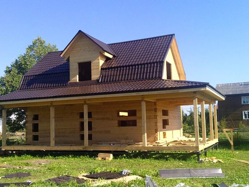 дачный домик 6 9 с верандой. дом каркасный ключ тверь. бюджетный каркасный дом. загородный деревянный дом. дом каркасный ключ тверь.