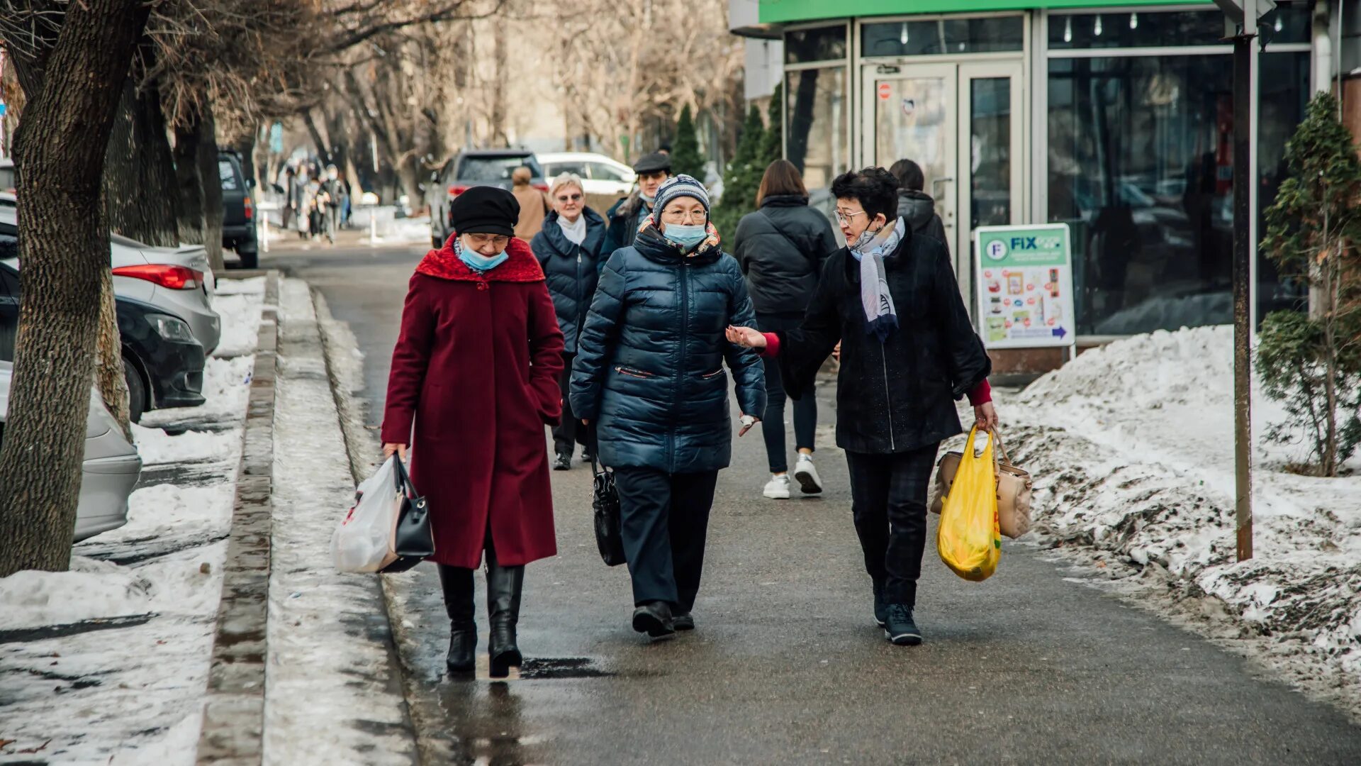 Случай в казахстане с девушкой салтанат. Алматы сейчас. Алматы в марте. Алматы митинг. Обстановка в регионе.