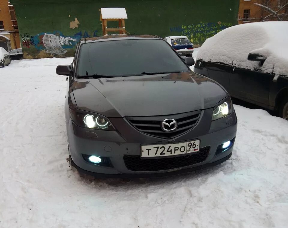 Мазда 3 бк установка лед. Mazda 3 bk ксенон. ксенон мазда 3 бк. мазда 3 бк ксенон штатный. мазда 3 с тумануами.