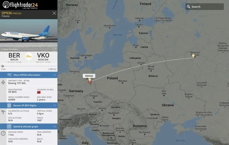Москва берлин лететь. Москва берлин самолет. москва берлин маршрут на самолете. победа на флайтрадаре. авиарейсы москва берлин нью йорк.