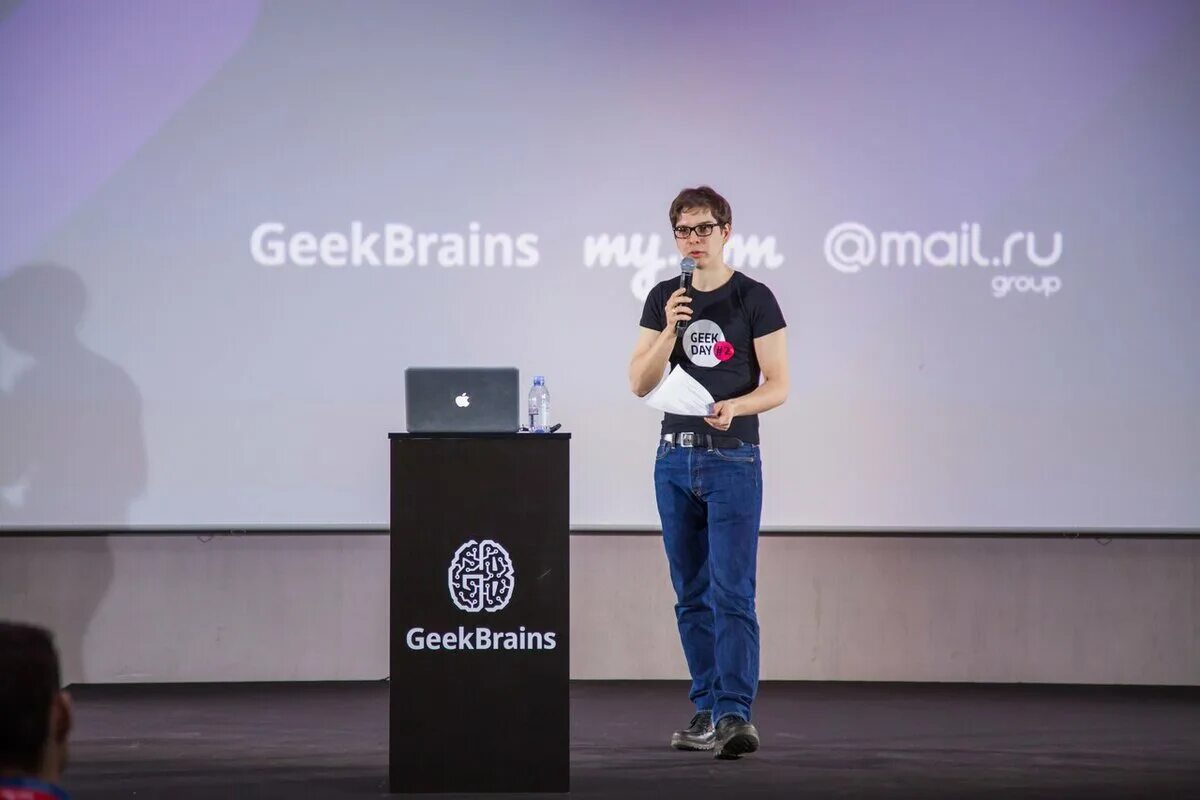 GEEKBRAINS офис. Офис GEEKBRAINS В Москве. Образовательная платформа GEEKBRAINS. GEEKBRAINS фото. Гигбрейнс