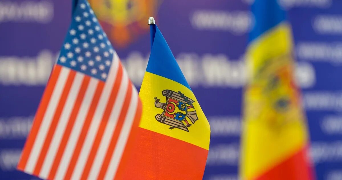 Молдова и США. Молдова и ЕС. Молдова ЕС флаги. Европейский Союз и Молдова. Американской конвенции
