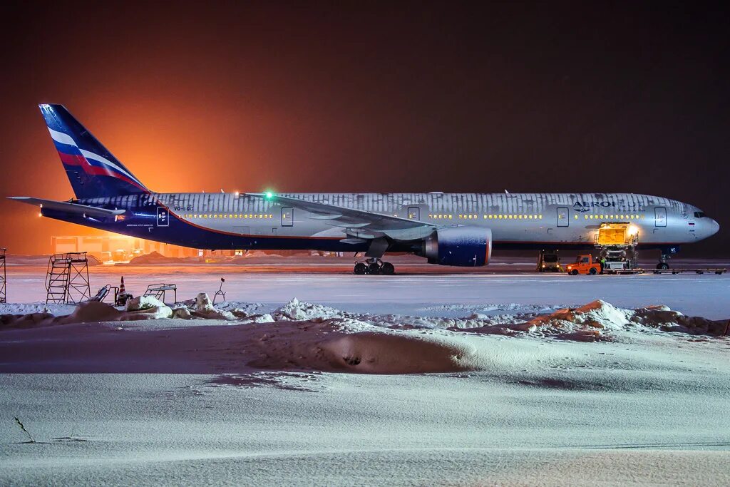 Aeroflot boeing. Boeing 777 Аэрофлот. Самолёт Boeing 777-300er. Боинг 777 300 er. Самолет Боинг 777 300 Аэрофлот.