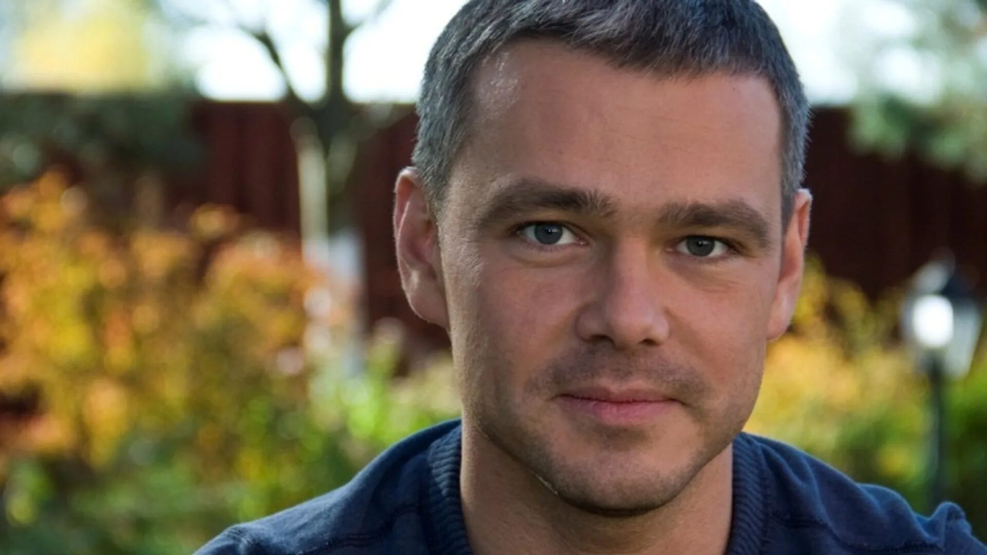 новые биографии актеров. новые биографии актеров. новые биографии актеров. новые биографии актеров. илья алексеев.